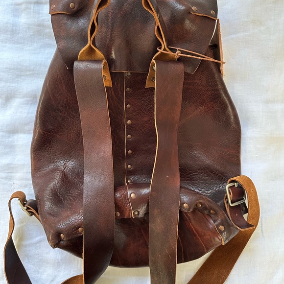 Cydwoq Leather Backpack Fortress - Picture 5 of 13